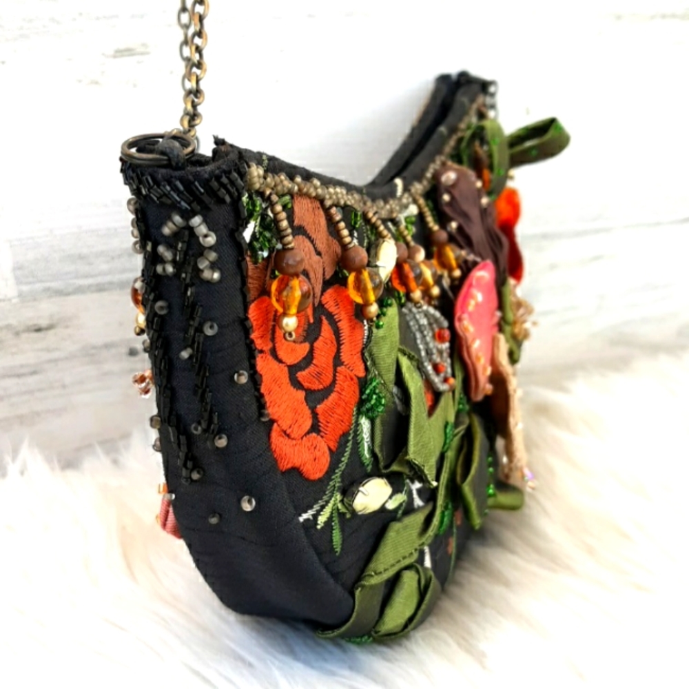 EUC VTG MARY FRANCES SMALL CRESCENT CROSSBODY BAG - Picture 11 of 15